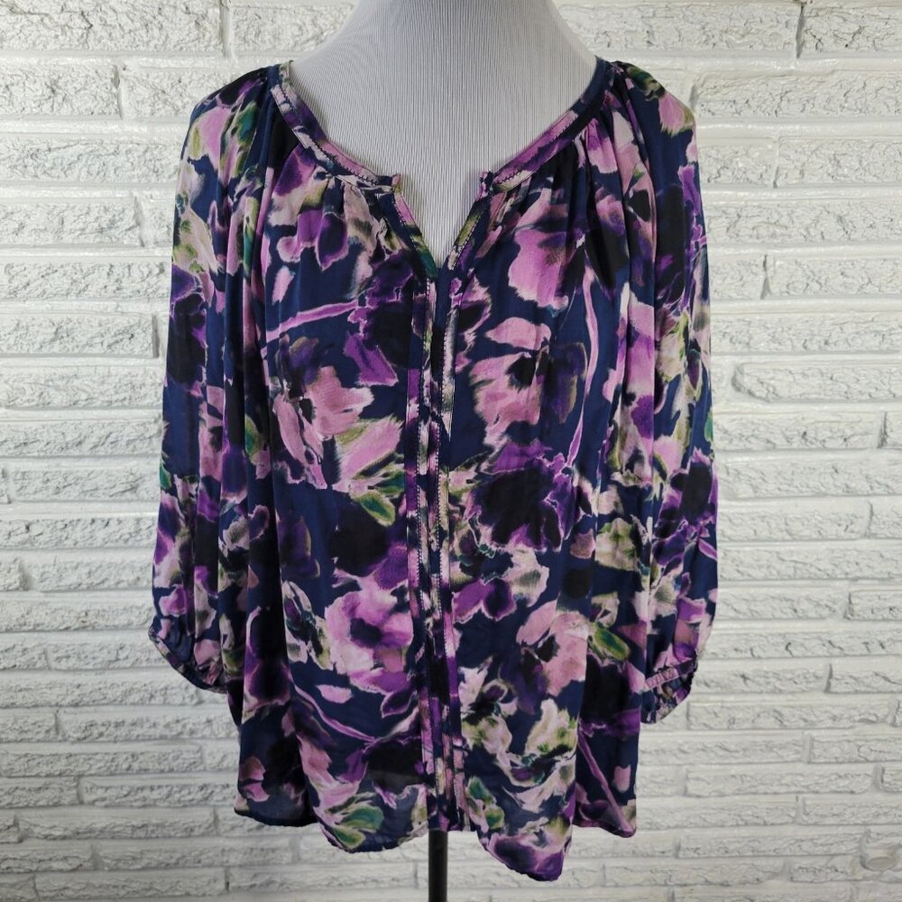 ST. JOHN’S BAY Women's Plus Size 1X Floral Tunic Blouse Blue Purple FLO285E